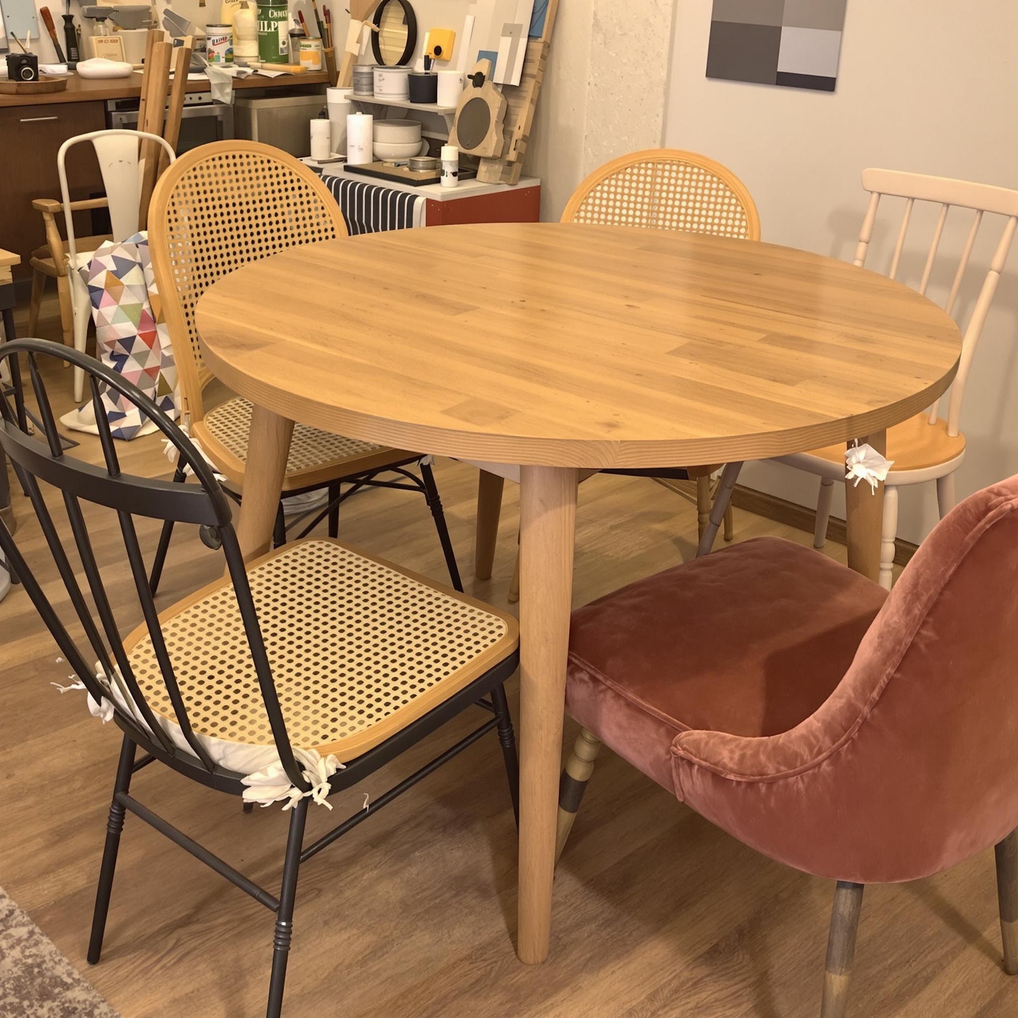 How to Mix and Match Dining Chairs tips