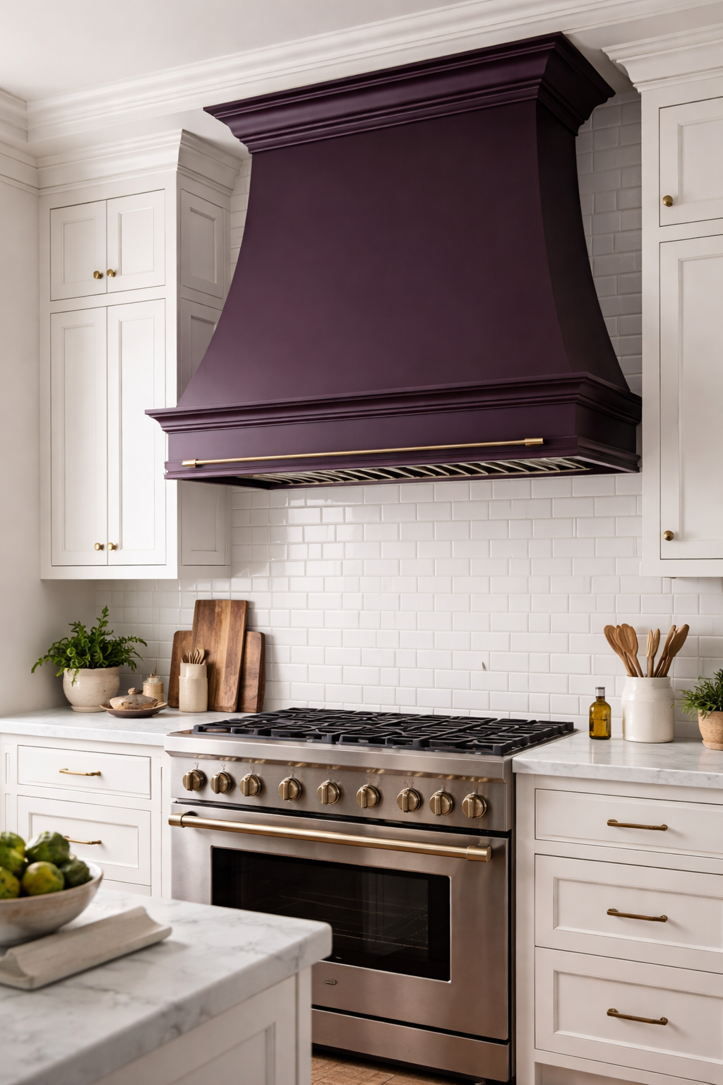 Aubergine Kitchen Ideas: 17 Rich, Sophisticated Looks 17 Aubergine Kitchen Ideas for a Rich and Sophisticated Look - idea 2
